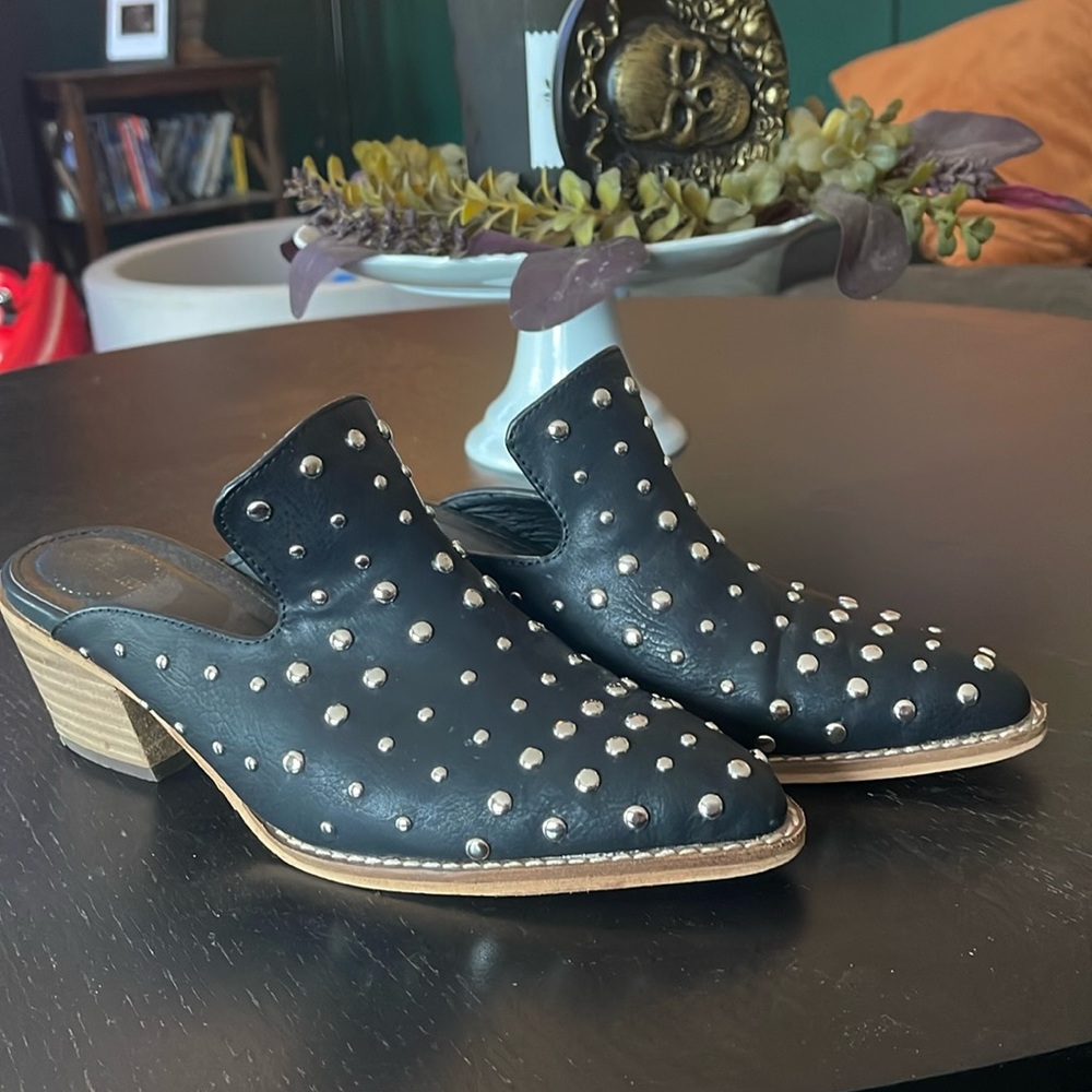 Arider girl studded mules 6.5 black